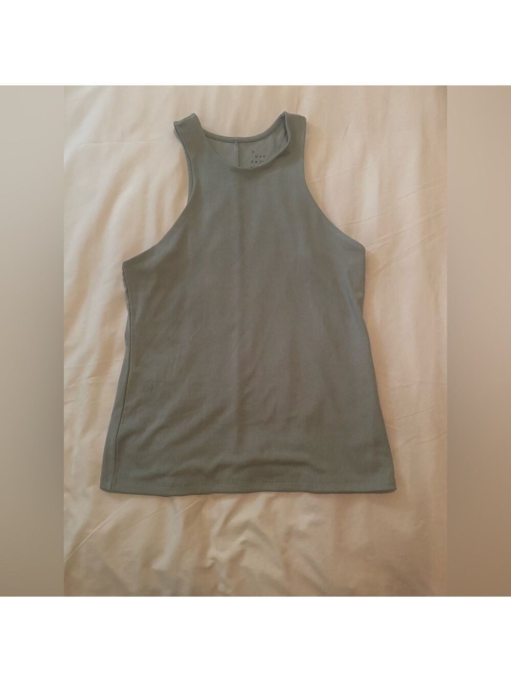 Women's sage Sleeveless Top